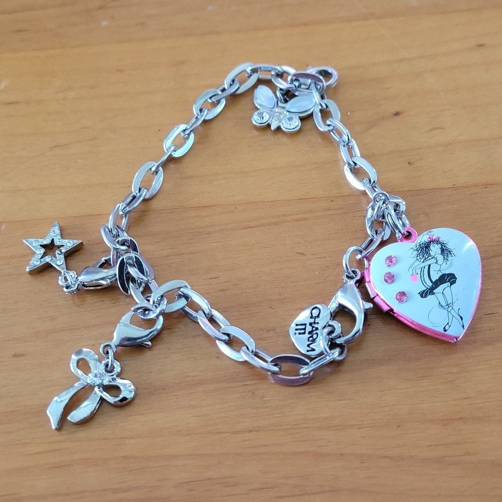 Vintage CHARM IT Eloise at the Plaza Charm Bracelet Butterfly Star 7"
